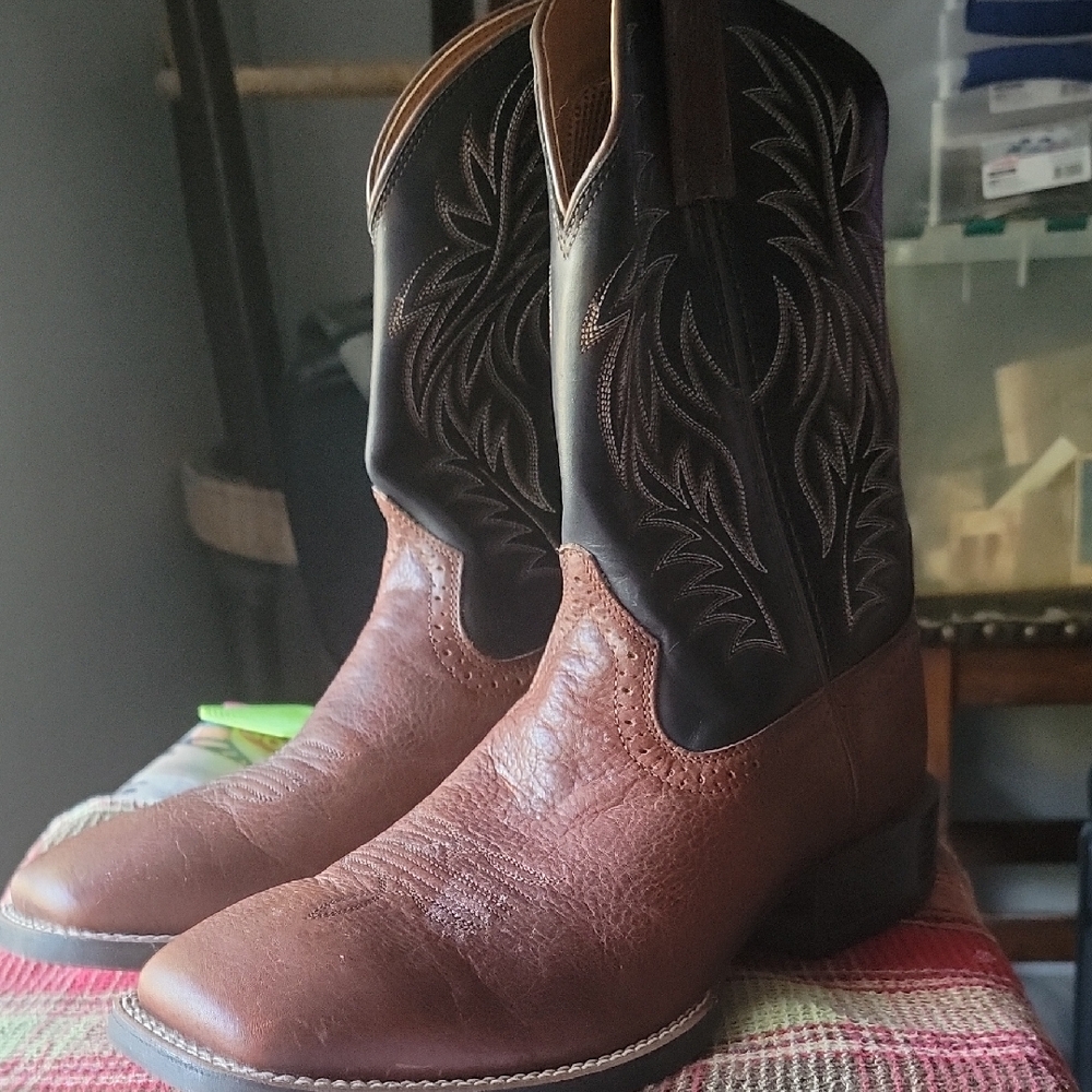 Ariat Two-Tone Brown Western Boots